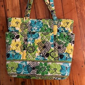 Vera Bradley Bag with Zipper